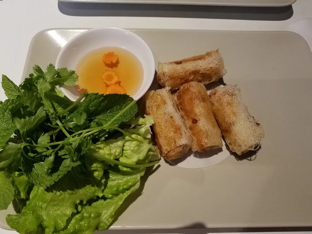 Cha Gio Fried Chicken Spring Rolls